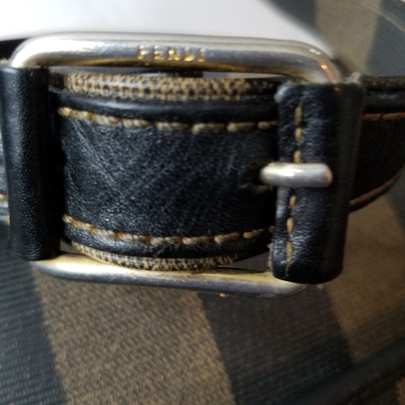 Authentic Vintage Fendi Pequin Crossbody - Picture 7 of 9